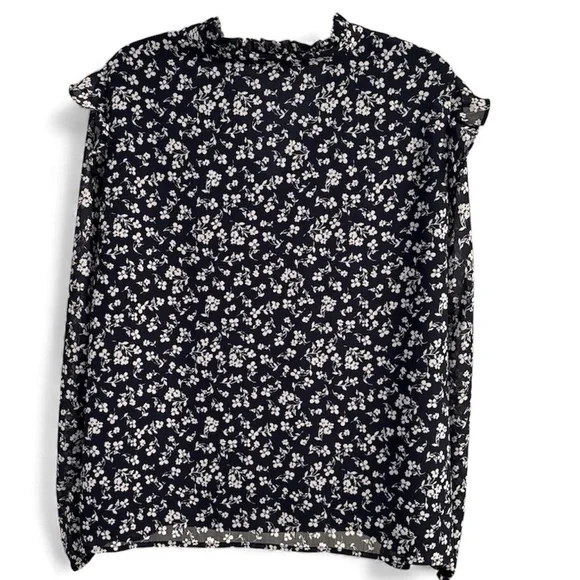 J.Crew Factory V-Neck Crinkle Top in Black with White Floral Print Size 3XL - Picture 2 of 9